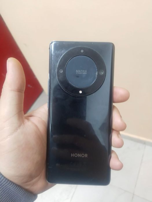 Honor x9a  в хорошим состаянии
