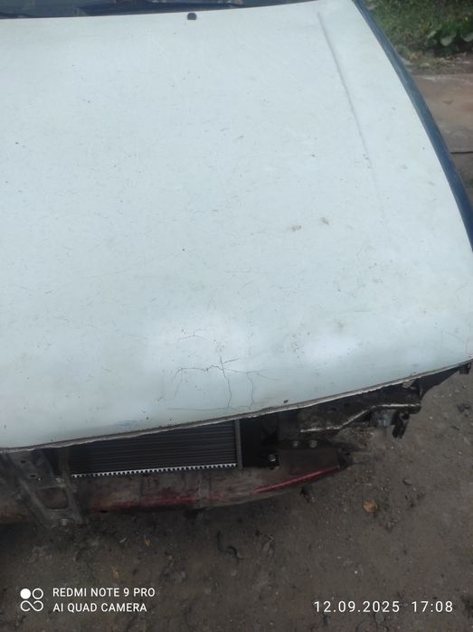 Капот Ауди 80 б3