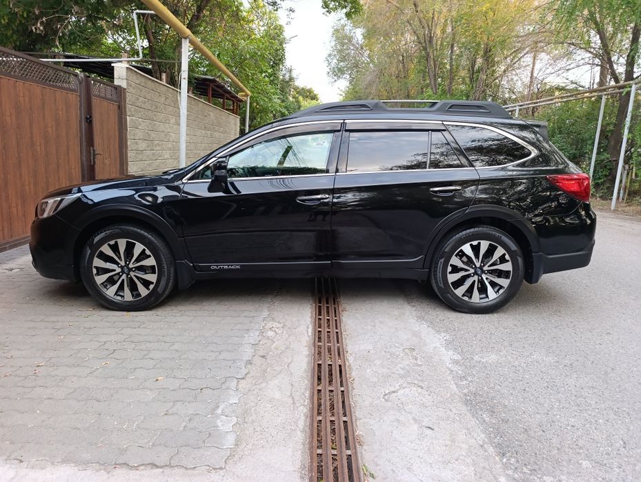 Субару Аутбэк Limited