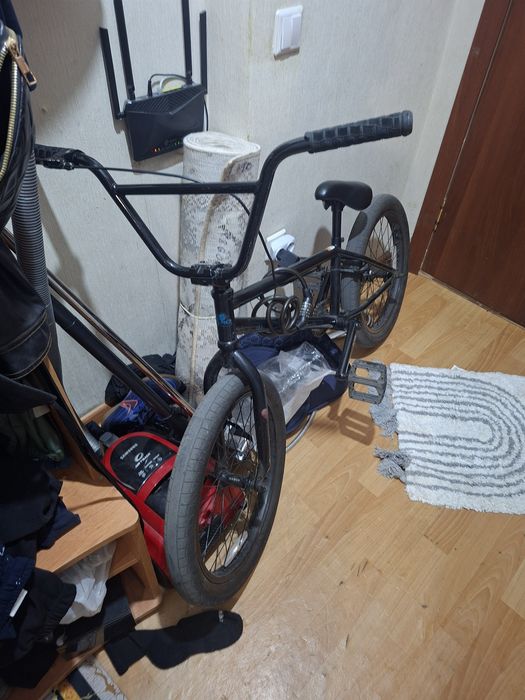 Продам велосипед BMX  оригинал