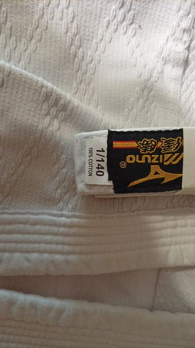 Продам Кимано 140 размер