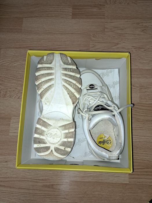 Buffalo london, nr.40