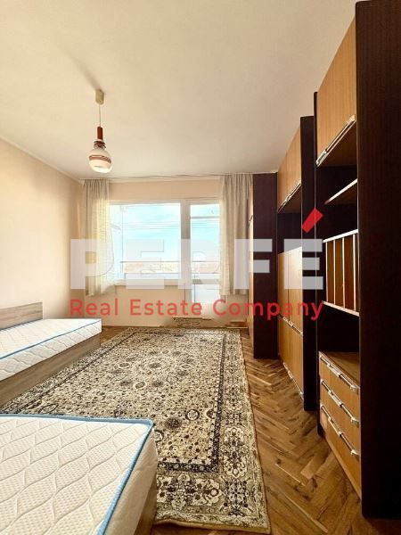 Дава се под наем Четиристаен апартамент в Бургас, Братя Миладинови - 110 кв.м за 510 € - Снимка #3