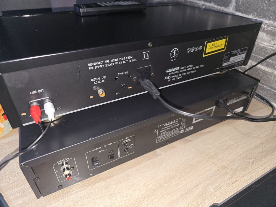 Pachet Hi-Fi Vintage: CD Player Denon DCD-695 + Onkyo DX-7333