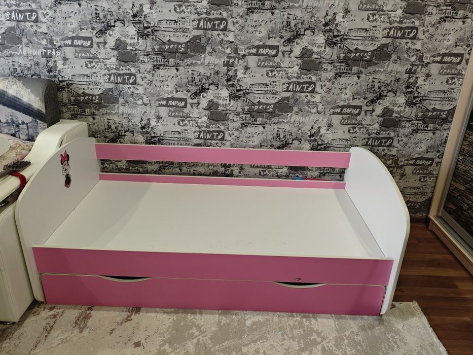 Продам детскую кровать 160×80 см