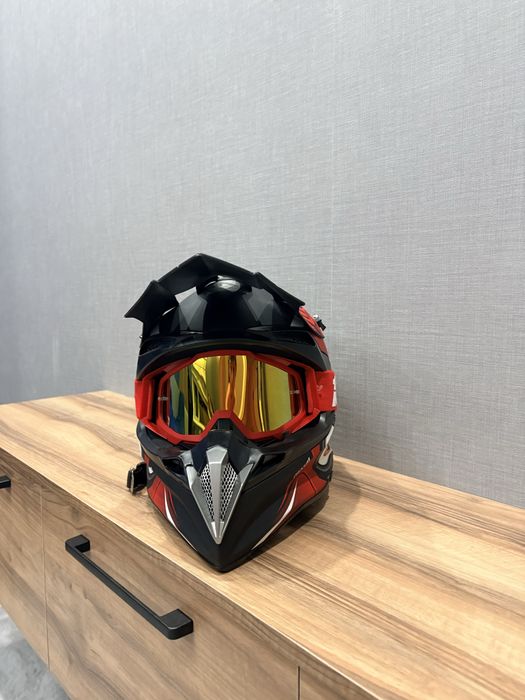 Мотошлем кроссовый