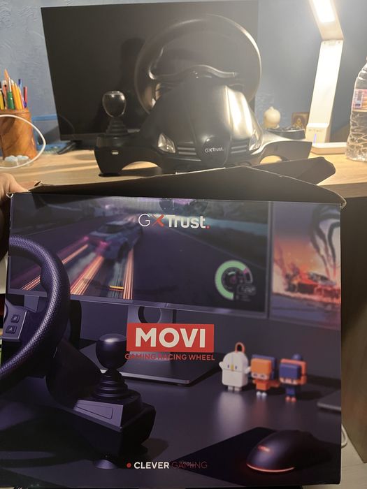 Продавам чисто нов волан GX Trust.