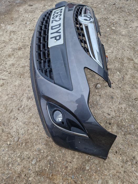Bara fata Opel Corsa