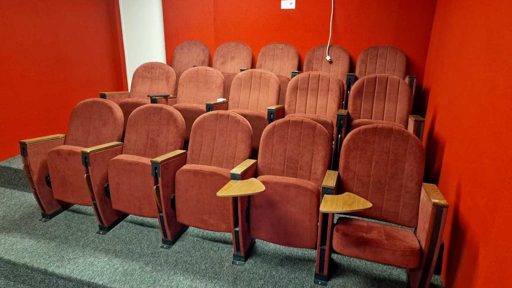 Scaune pentru cinematograf, evenimente, spatiu privat