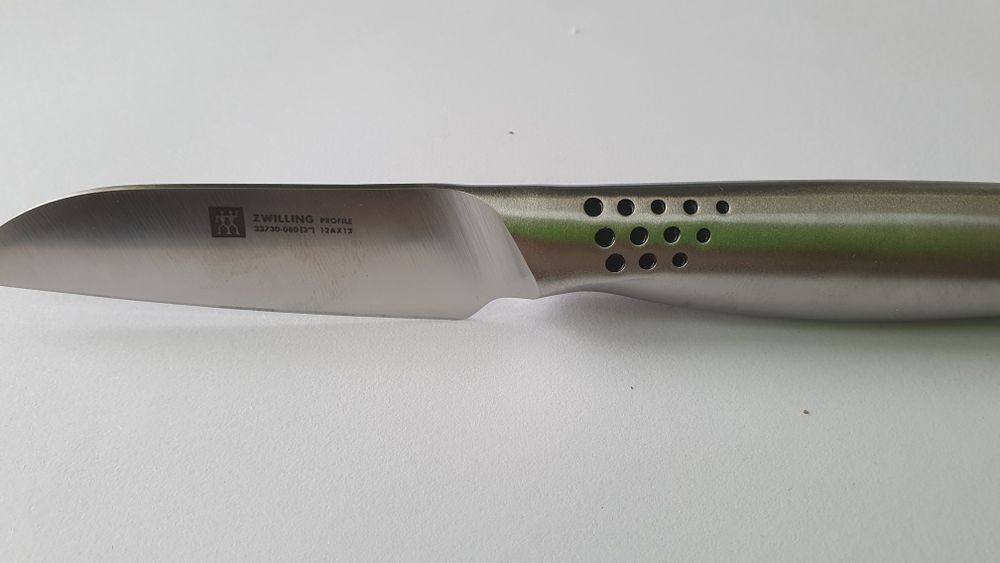 Продам нож .фирма ZWILLING