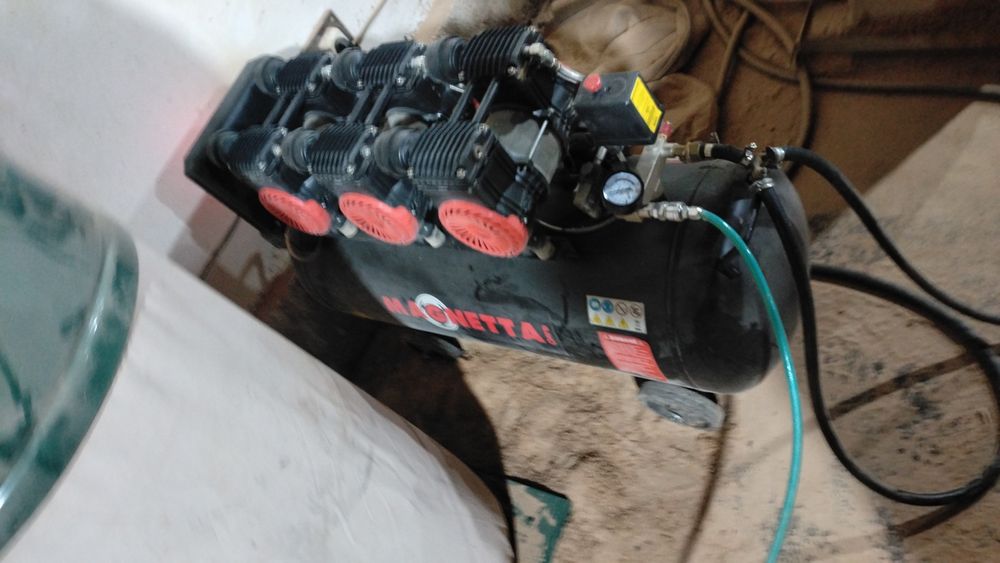 Компрессор безмасленый