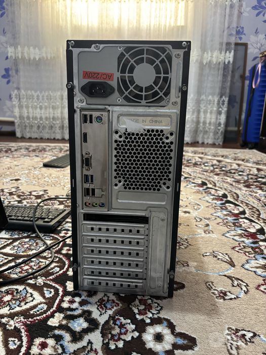 Продаётся компьютер в комплекте.