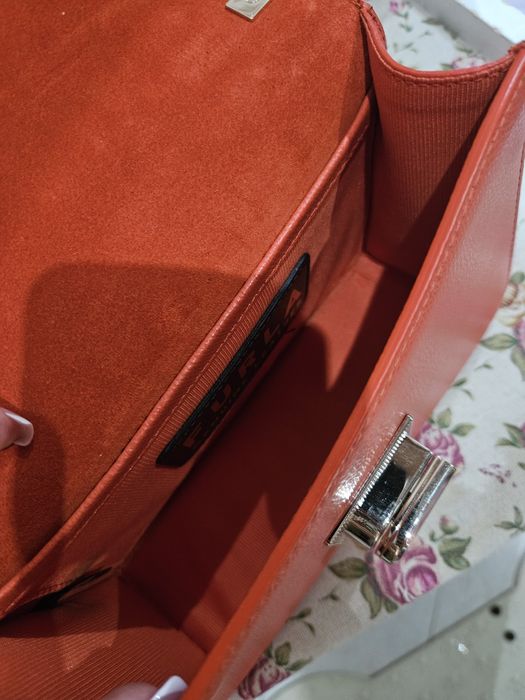 Дамска чанта FURLA