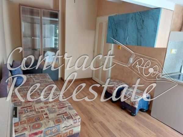 Дава се под наем Едностаен апартамент в Варна, Гръцка махала - 30 кв.м за 255 € - Снимка #1