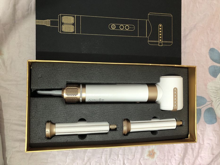 Продаю фен 7 в 1.