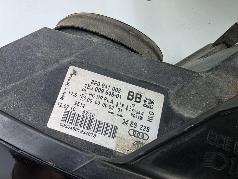 Ляв фар Audi A3 8P Facelift 08-2012г