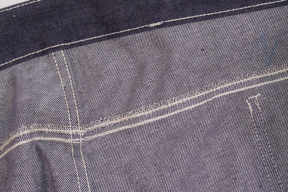 Blugi, bluejeans, bumbac 100%, Made in France, mas. 62, NOI