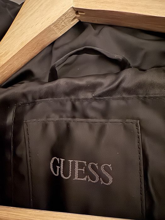 Geaca Guess neagra