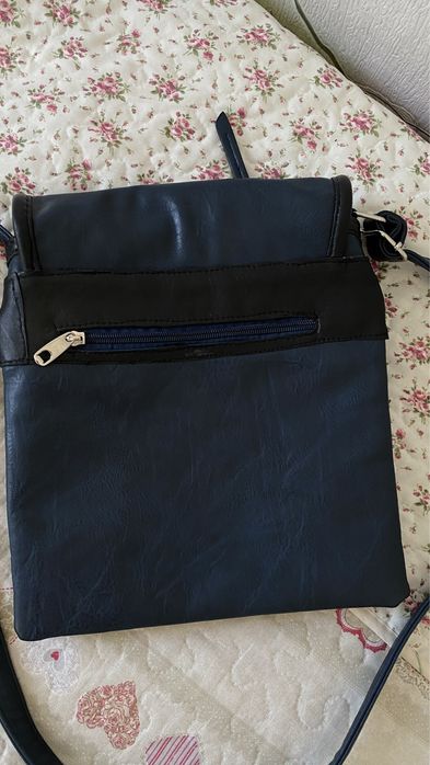 Продам сумку кожанную