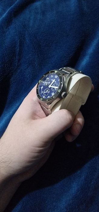 Продам часы швейцарские