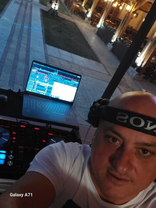 DJ  за Вашето незабравимо парти ! Дисководещ