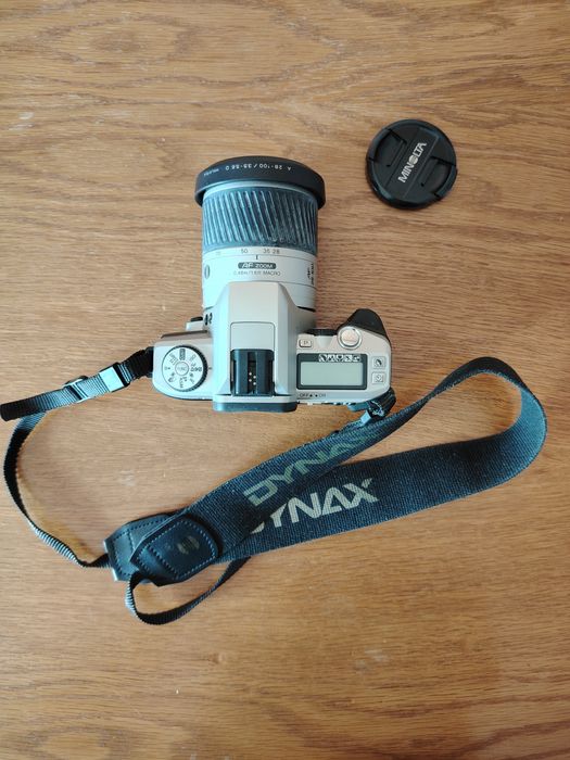Minolta Dynax 5 SLR cu film