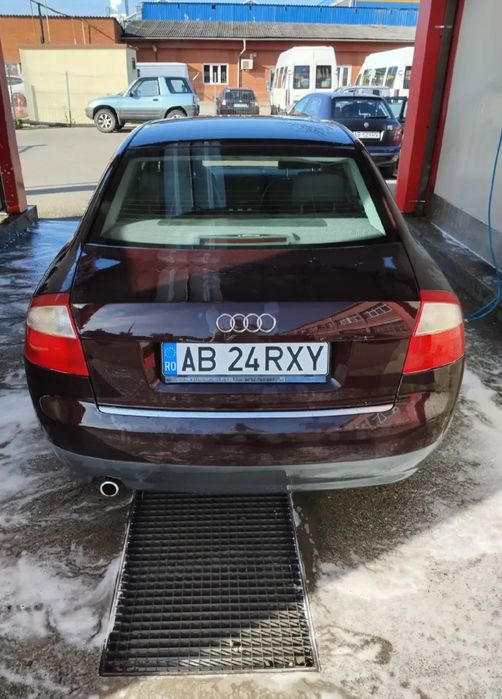Aaudi a4 b6 2002
