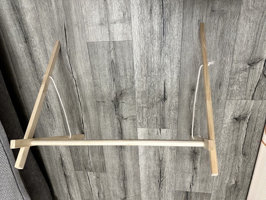 Стойка монтессори для малышей