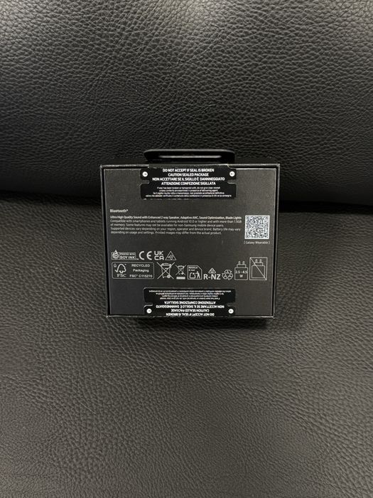 Продавам нови Samsung BUDS 3 PRO