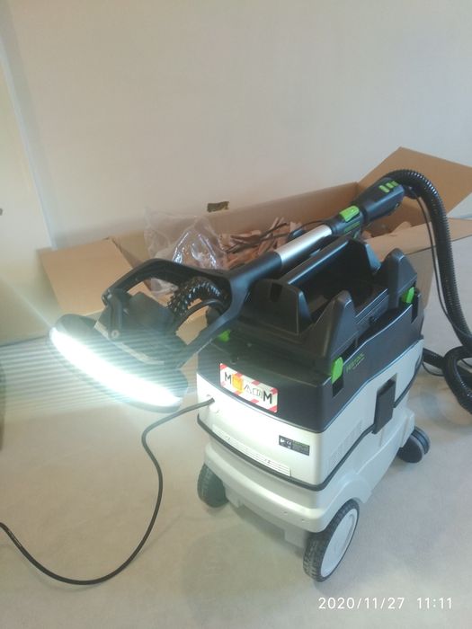 Шлайфане шкурене на стени и тавани с жираф. Festool.