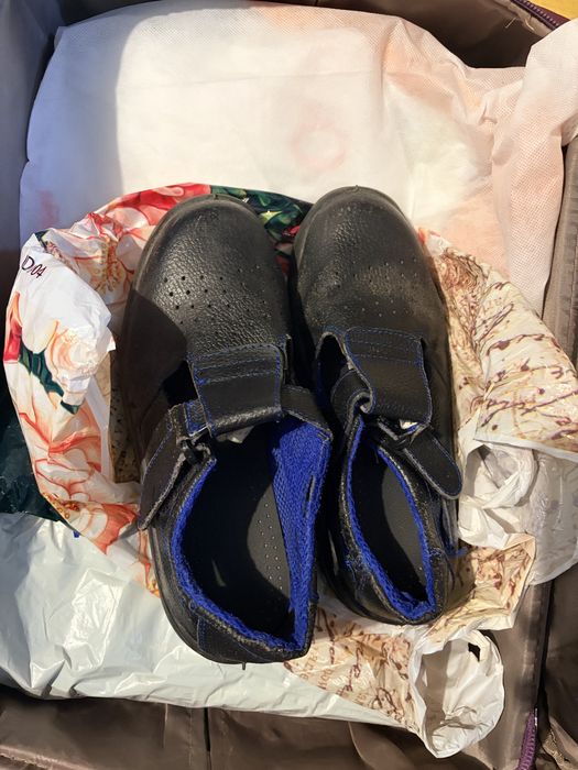 Продам рабочую обувь (СИЗ)