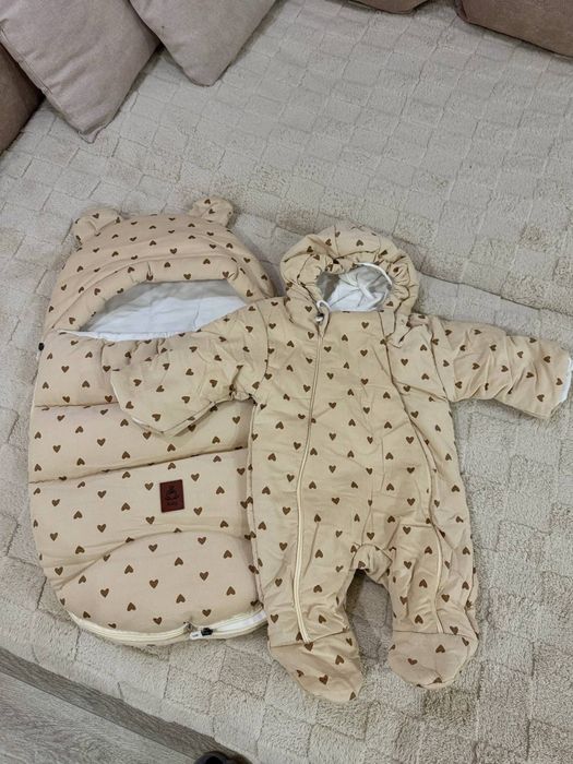 Продам детский комбинезон