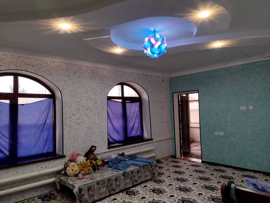 Ховли сотилади 3 сотиклик кириб яшашга тайёр