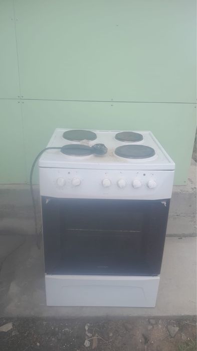 Продам электрическую плиту