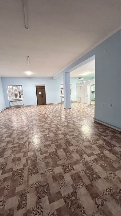 Сдаётся просторное коммерческое помещение