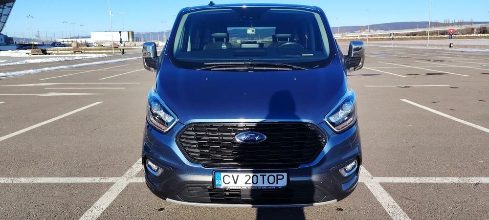 Ford Tourneo Custom Ford turneo custom gama active. 8 locuri.  Motorizare 2.0 diesel 136 k