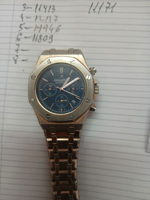 Vind ceas Audemars Piguet .E este o copie foarte bună.