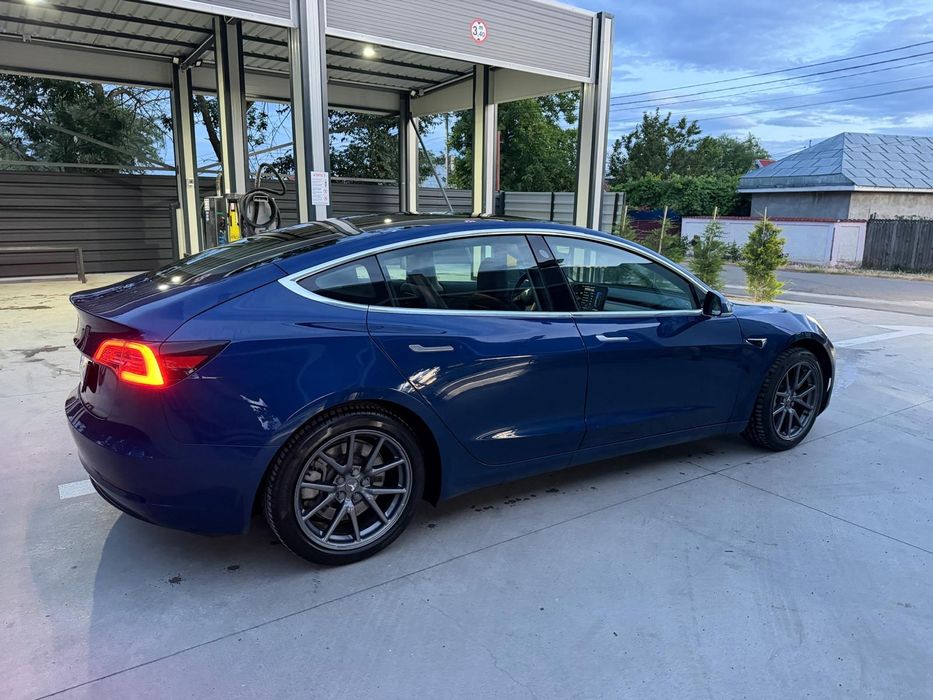 Tesla Model 3 Standard Plus 2020 | 330 CP | Garanție până în 10/2028