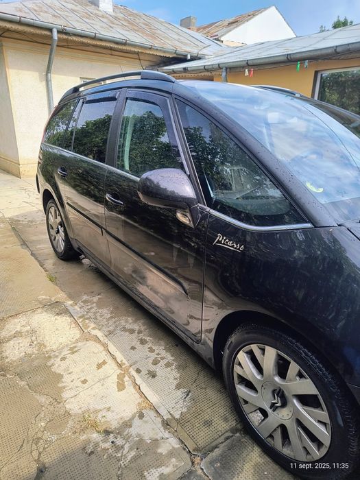 Vând Citroen C4 Grand Picasso
