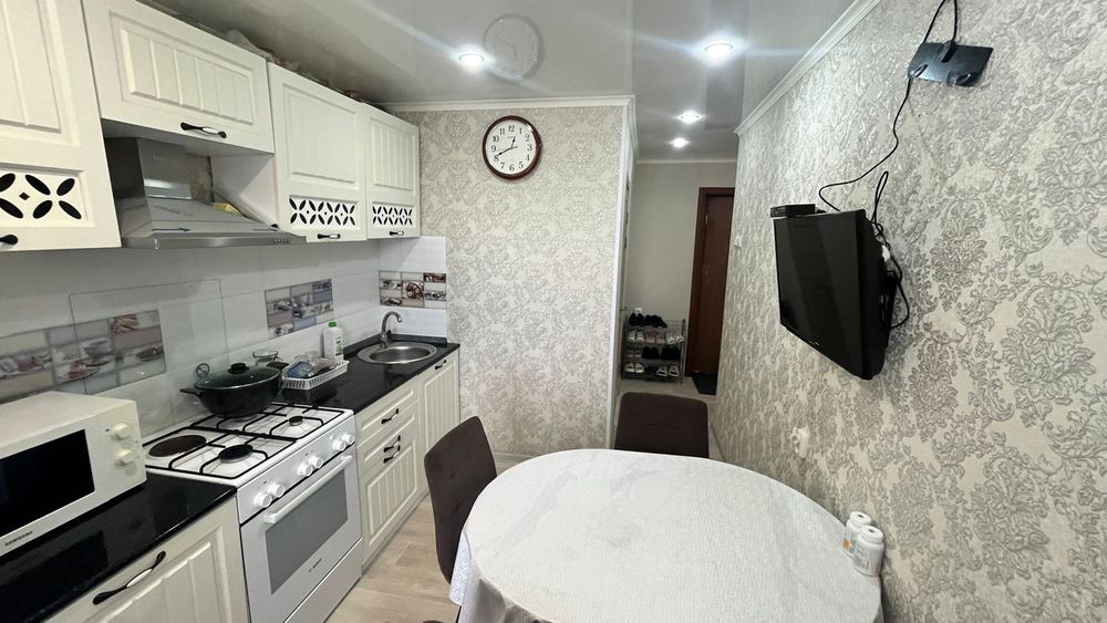 Продается 3-комн (4-4, 11 эт)