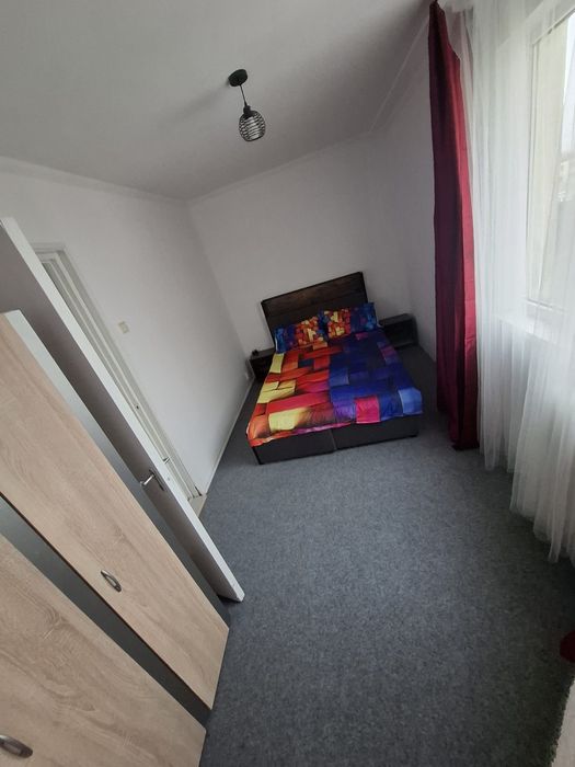 Inchiriez apartament 2 camere