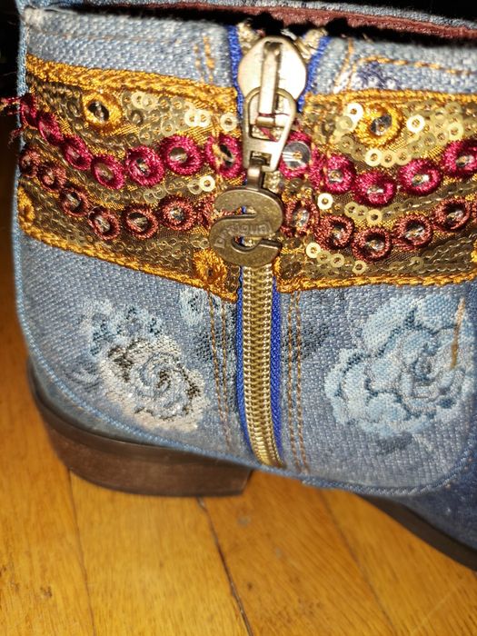 Botine/ghete Desigual