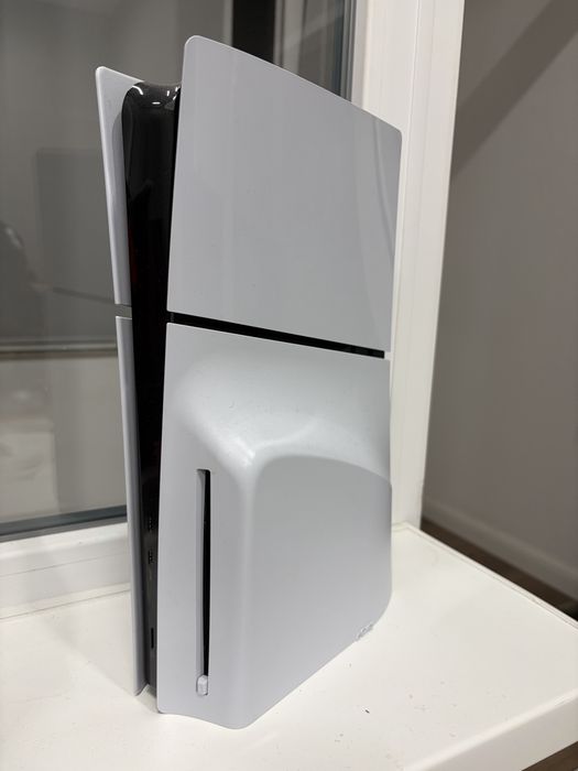 Продам playstation 5 с дисководом 1 тб