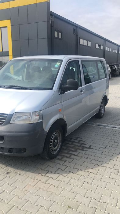 Dezmembram Volkswagen T5 1.9TDI an fabr 2006
