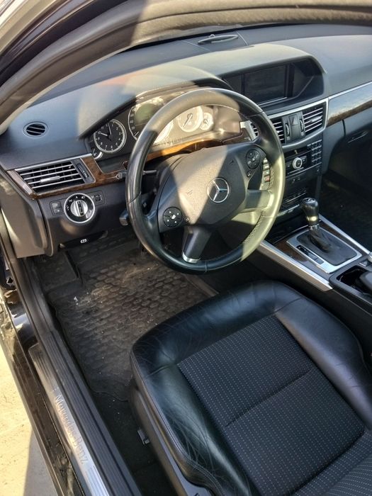 MERCEDES-BENZ E-Class 2010 — imagine 4