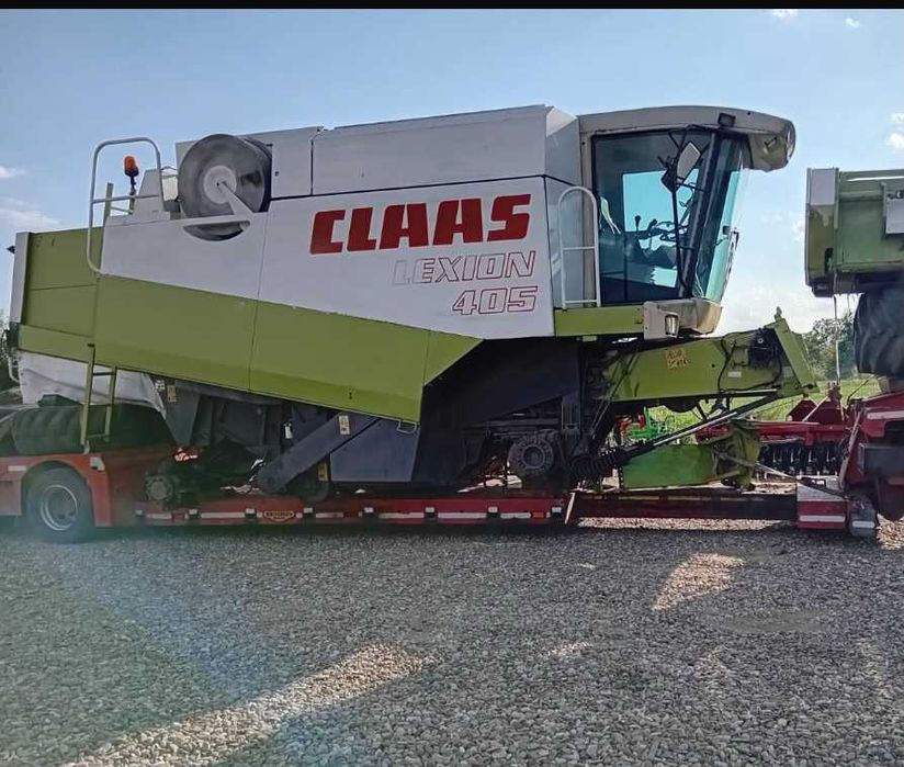 Transport agabaritic pentru utilaje agricole , combine si tractoare.
