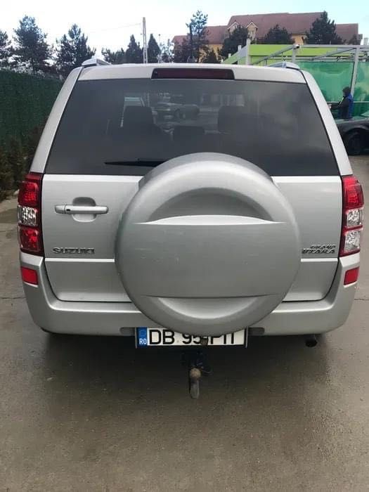 Suzuki grand Vitara 4*4.  1.9DDSI + set de jante aliaj cu anvelope iarnă noi + un set anvelope off road