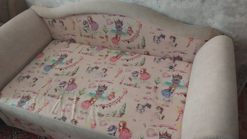 Детская кроватка