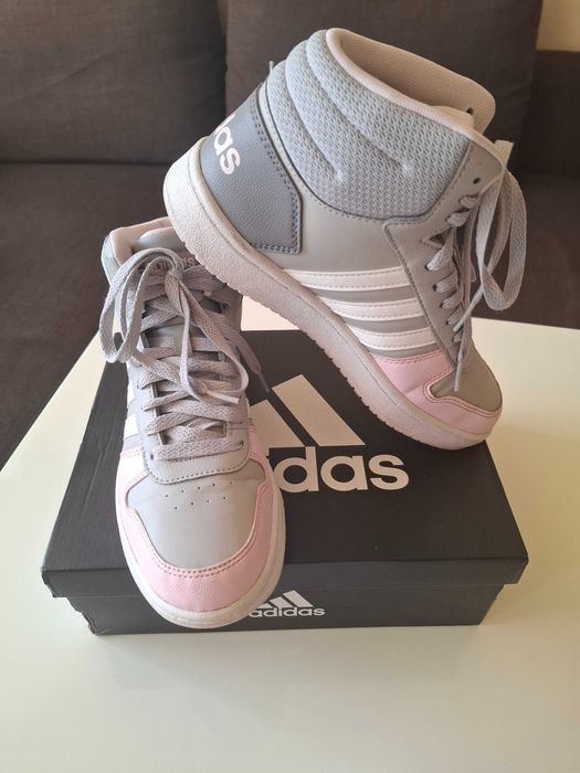 Кецове Adidas Hoops Mid 2k, в сиво и розово