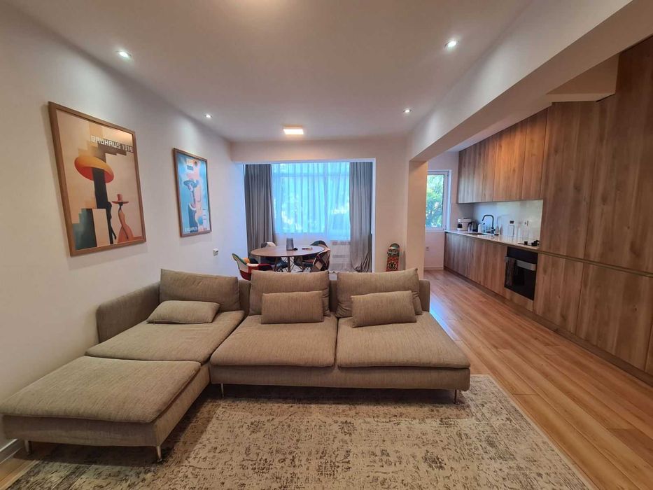 Продава се Тристаен апартамент в Хасково, Училищни - 78 кв.м за 1885 €/кв.м - Снимка #4